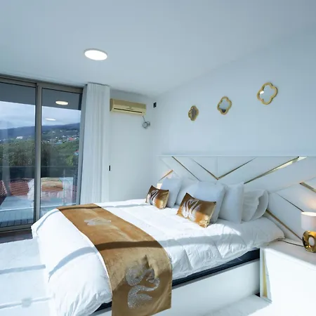 Andrade Ocean View *