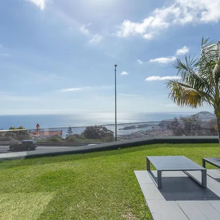 Andrade Ocean View 펜션 *