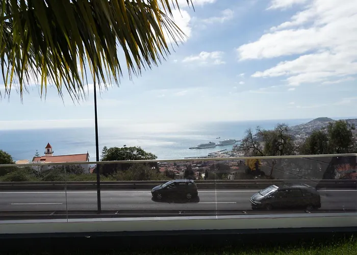 Andrade Ocean View Φουνκάλ