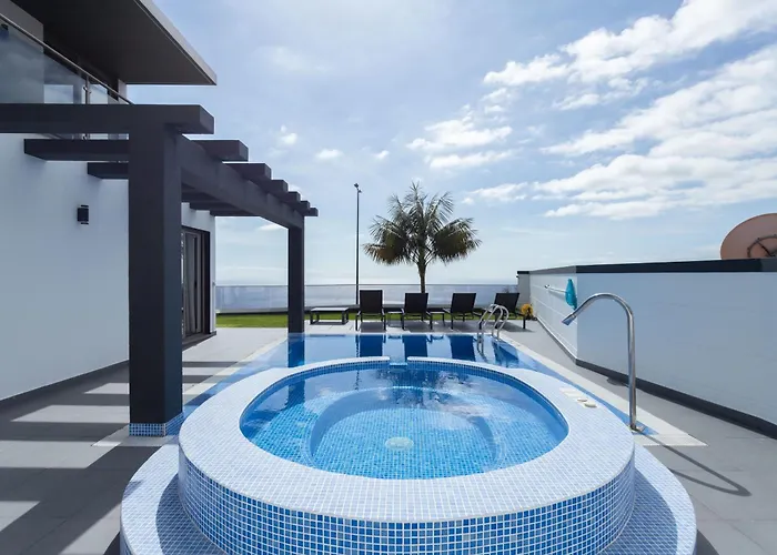 Andrade Ocean View * Φουνκάλ