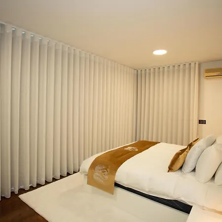 Andrade Ocean View بيت للعطل